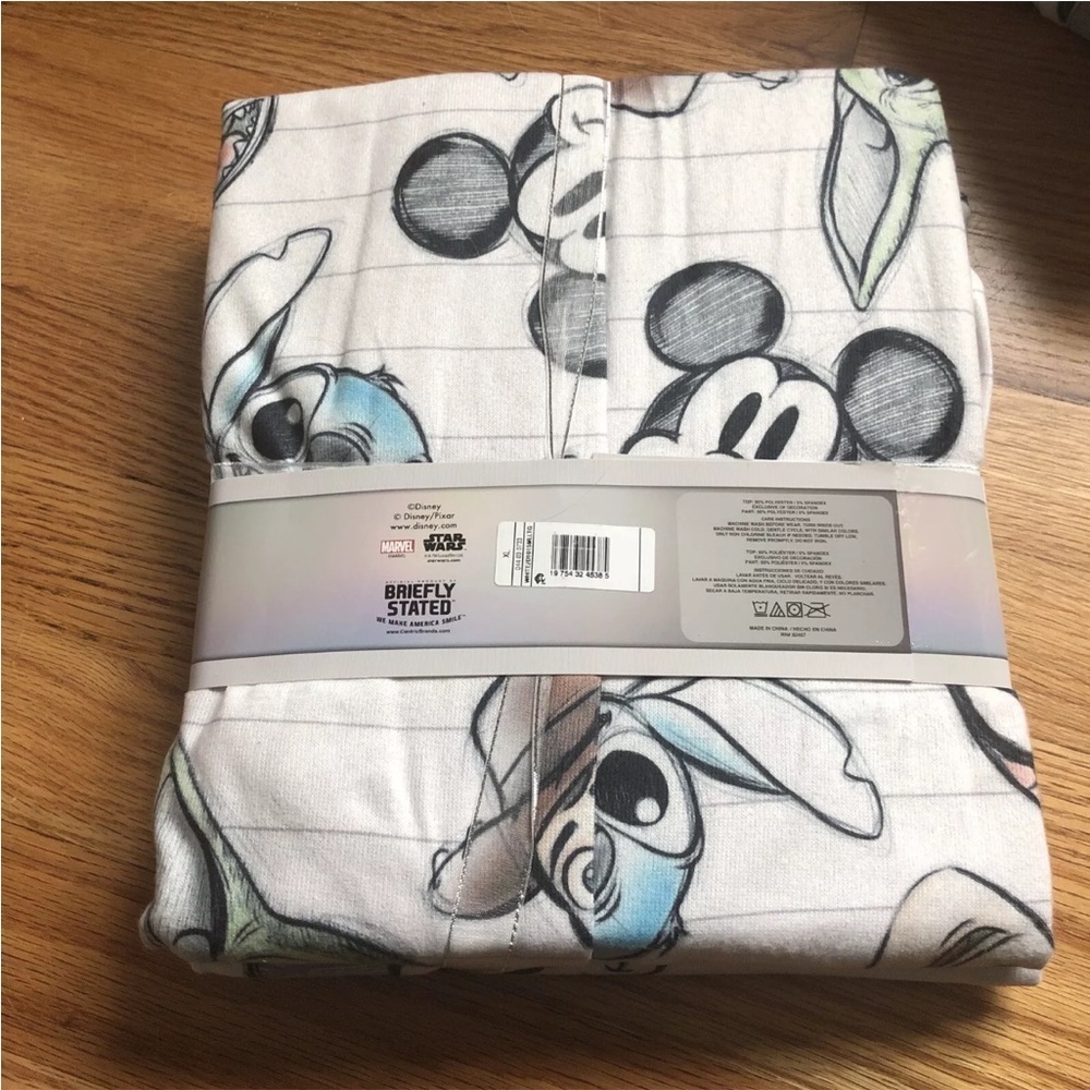 Mens Disney 100 character mash-up famous 2 pc - Picture 5 of 6